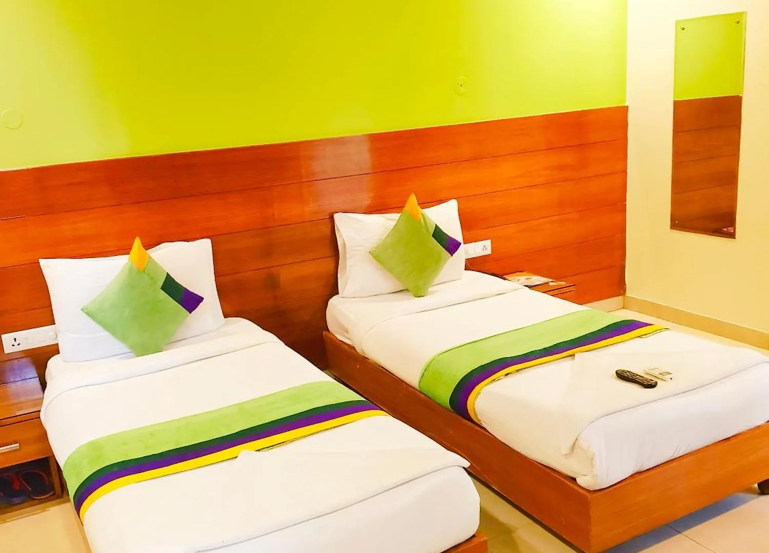 Hotel Aroha Stay Inn Aroma - Near Me Unitech Cyber Park & Omaxe Celebration Mall Gurgaon 0*,